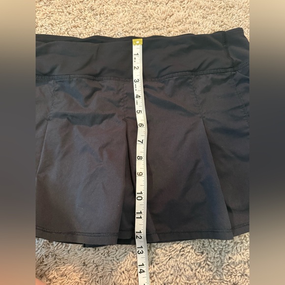 Lululemon Skirt - size 10 - Picture 5 of 6